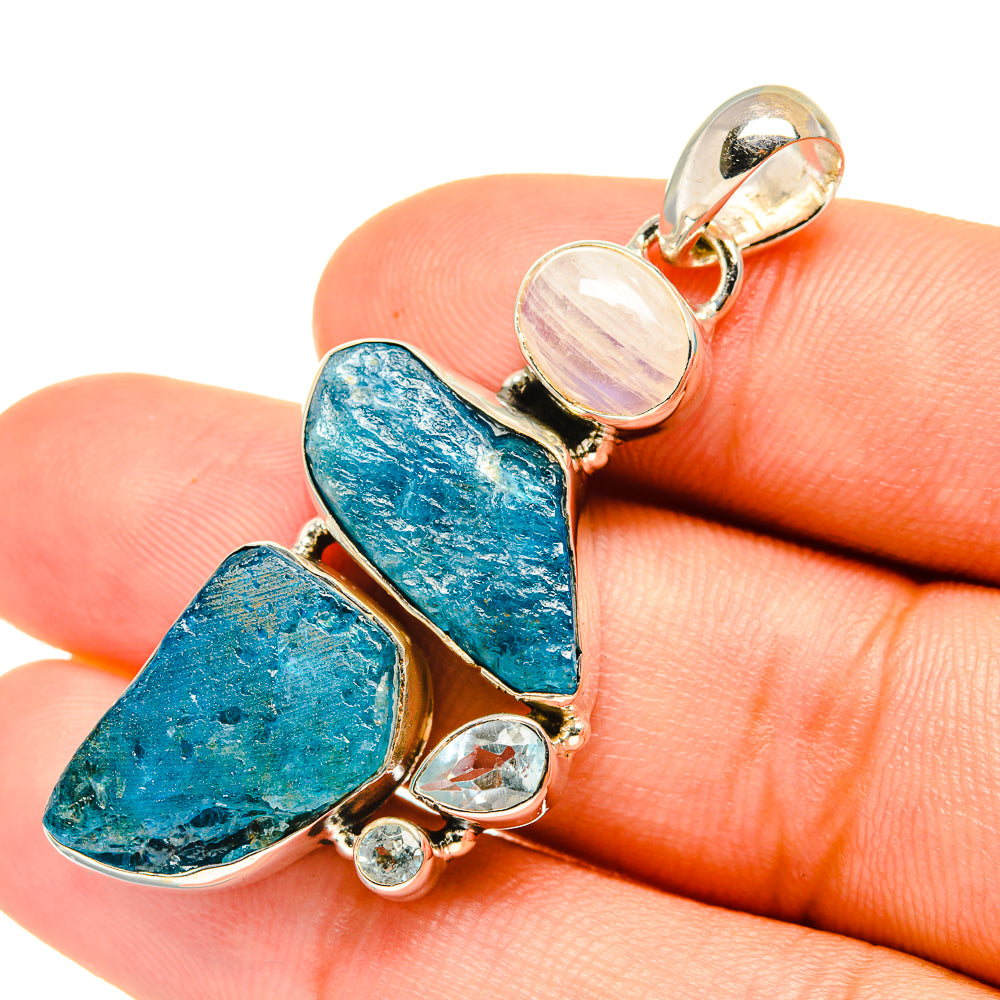 Apatite Pendants handcrafted by Anasilvercos - PD7089