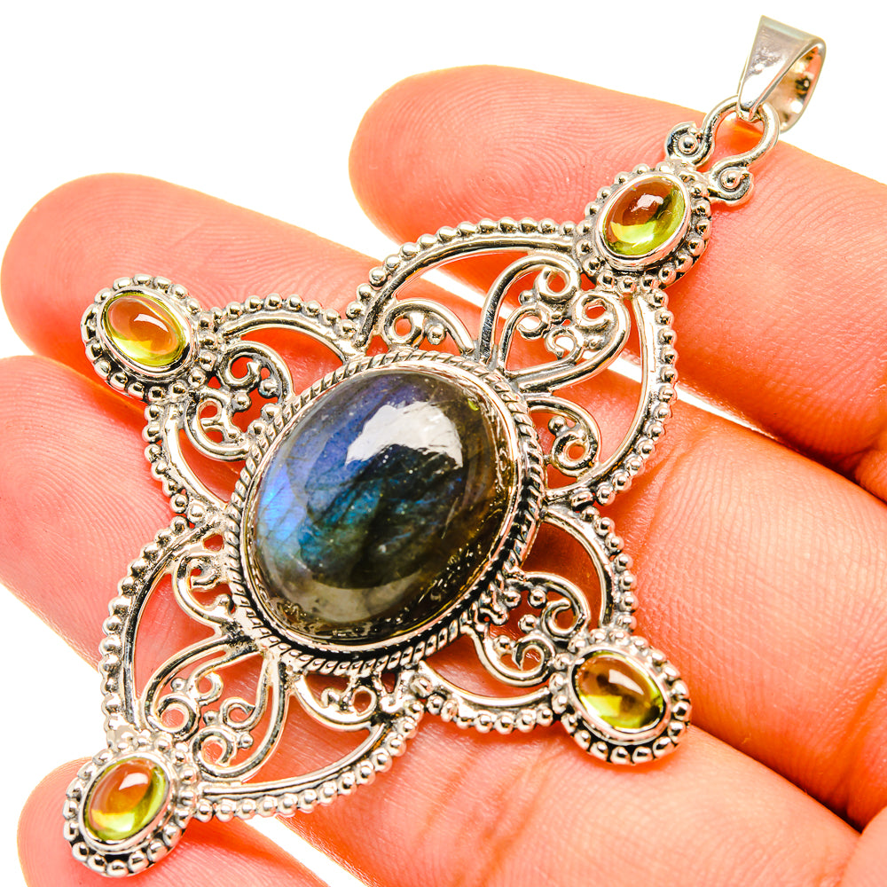 Labradorite Pendants handcrafted by Anasilvercos - PD7121