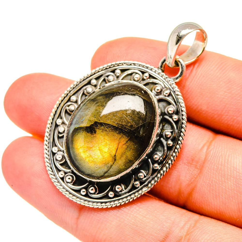 Labradorite Pendants handcrafted by Anasilvercos - PD7165