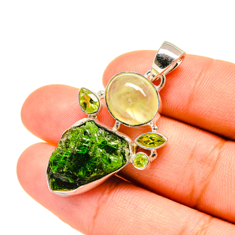Chrome Diopside Pendants handcrafted by Anasilvercos - PD7194