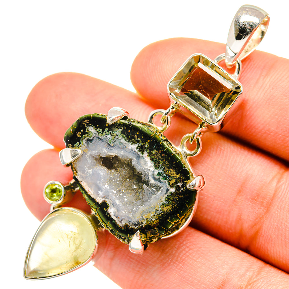 Coconut Geode Slice Pendants handcrafted by Anasilvercos - PD7243