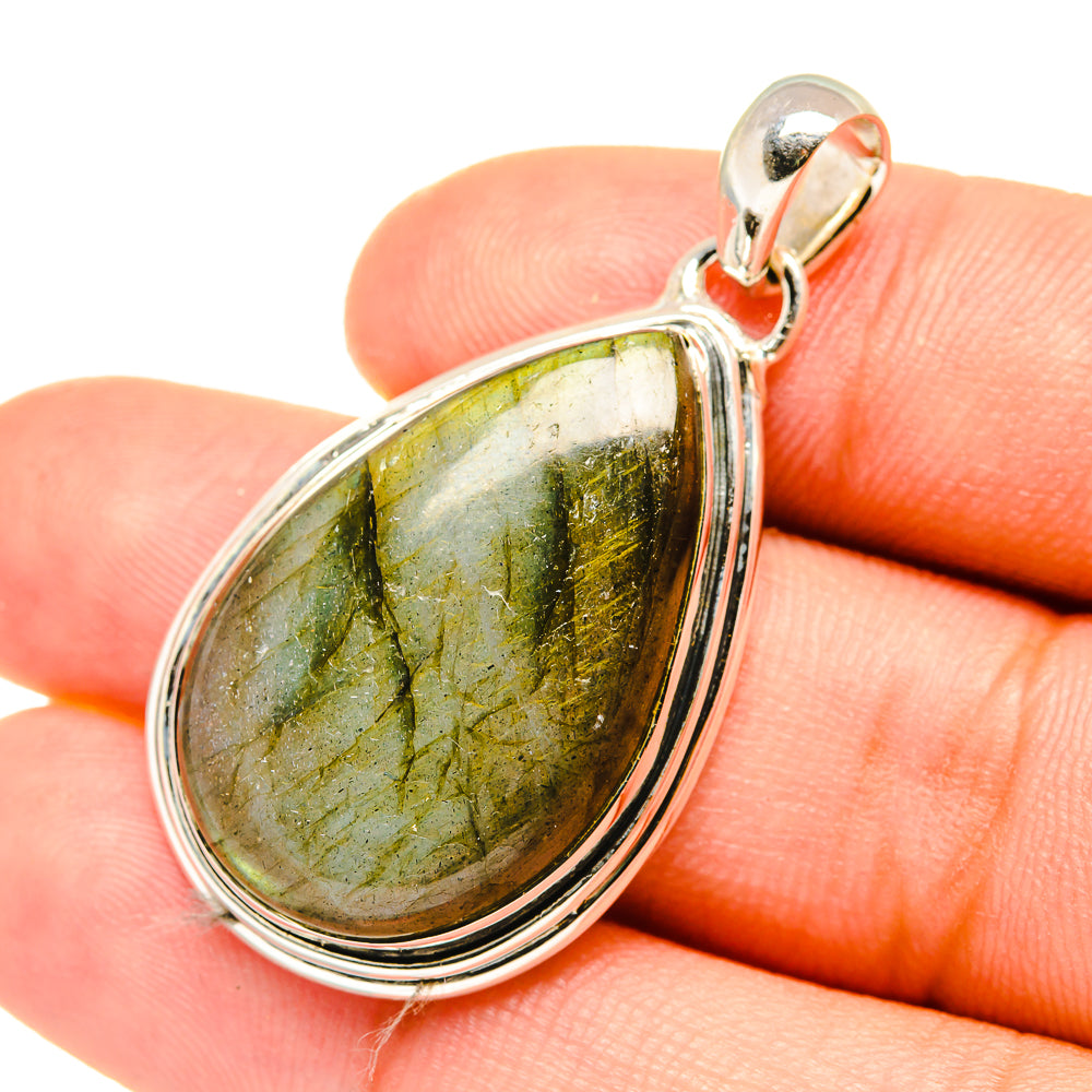 Labradorite Pendants handcrafted by Anasilvercos - PD7255