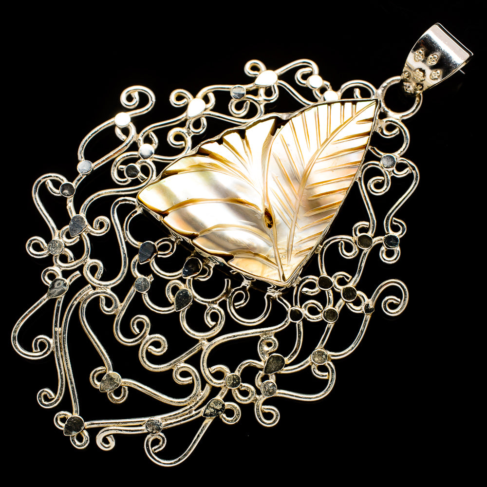 Mother Of Pearl Pendants handcrafted by Anasilvercos - PD726328
