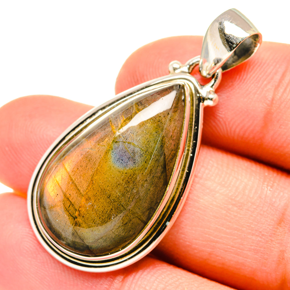 Labradorite Pendants handcrafted by Anasilvercos - PD7295