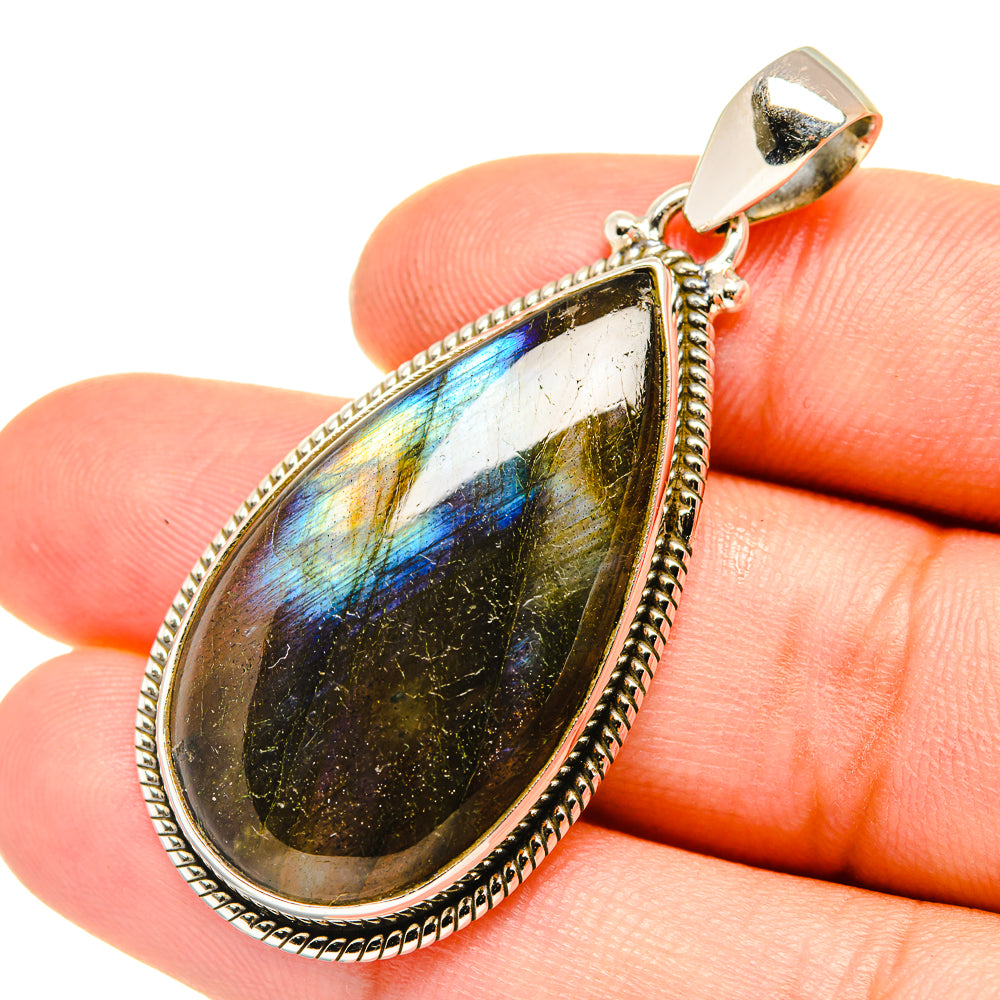 Labradorite Pendants handcrafted by Anasilvercos - PD7297