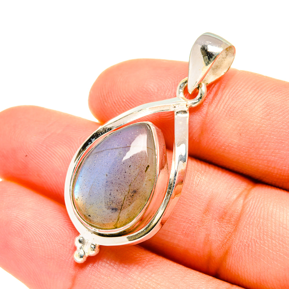 Labradorite Pendants handcrafted by Anasilvercos - PD7312