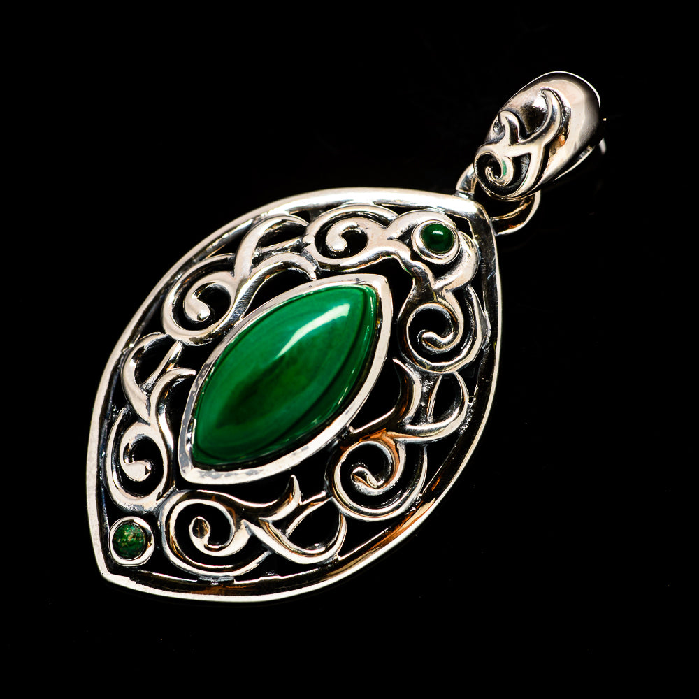 Malachite Pendants handcrafted by Anasilvercos - PD732101