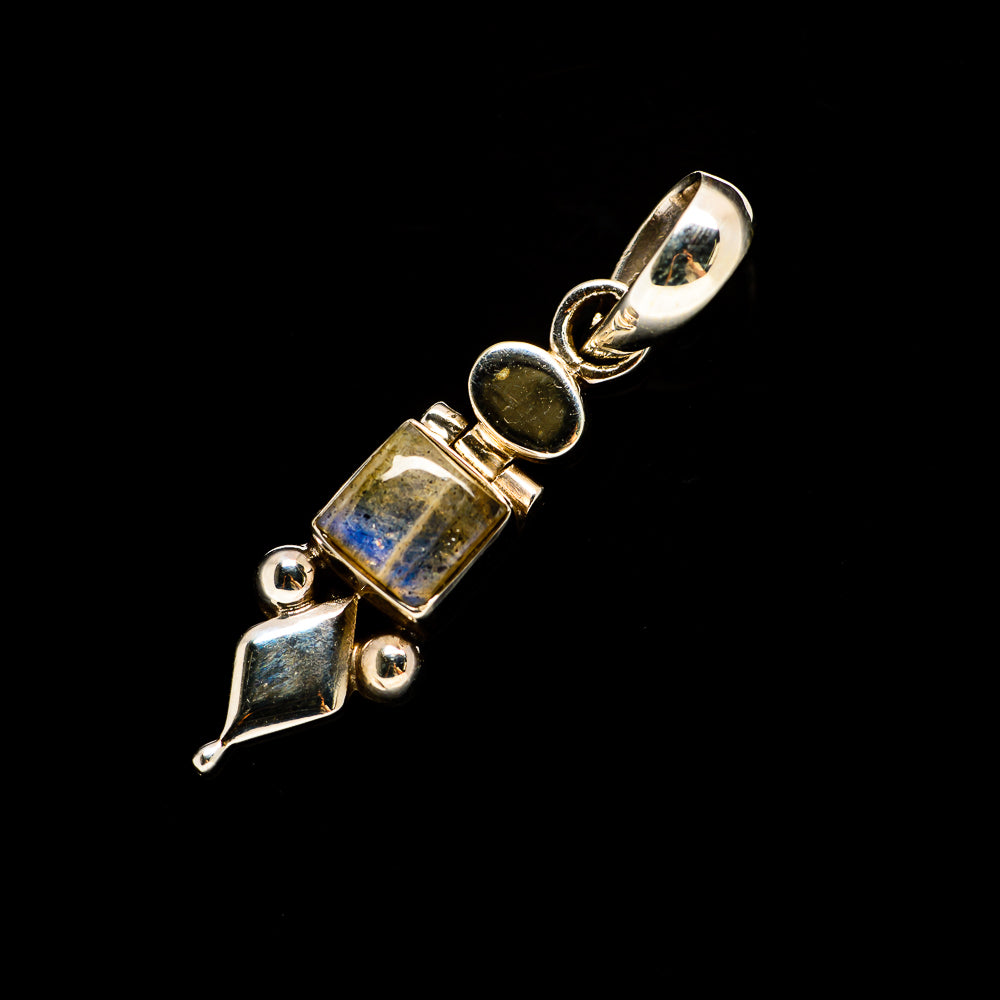Labradorite Pendants handcrafted by Anasilvercos - PD732151