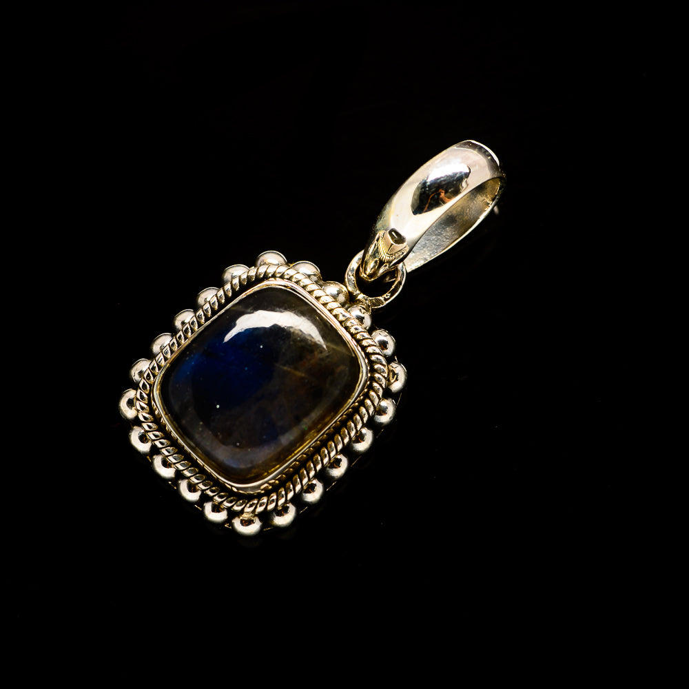 Labradorite Pendants handcrafted by Anasilvercos - PD732691