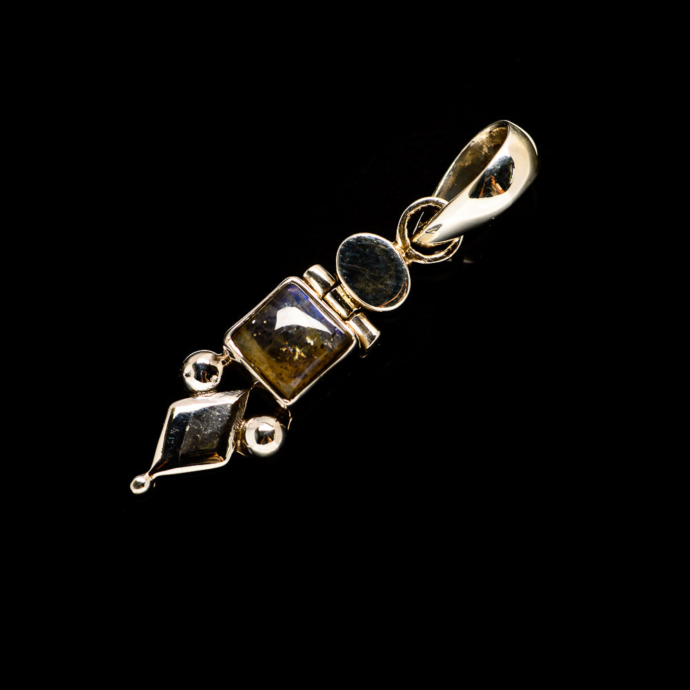 Labradorite Pendants handcrafted by Anasilvercos - PD733264