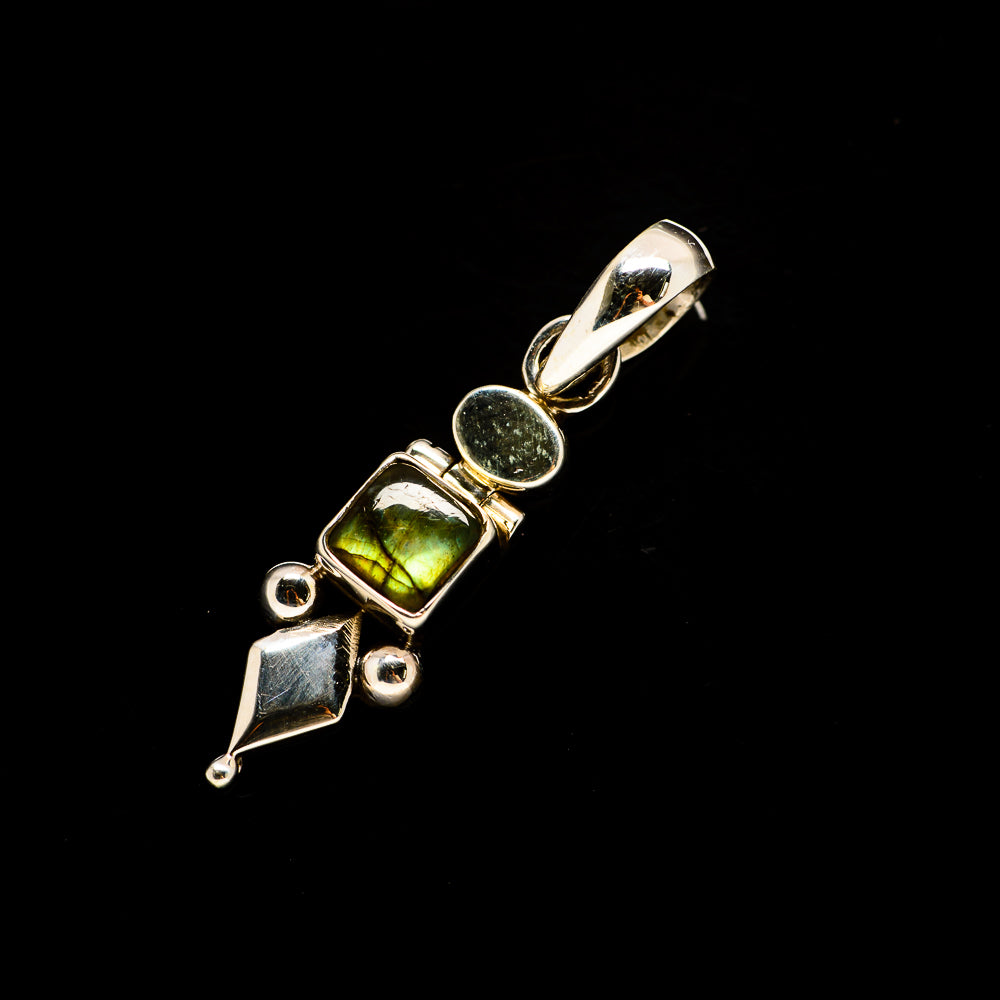 Labradorite Pendants handcrafted by Anasilvercos - PD733463