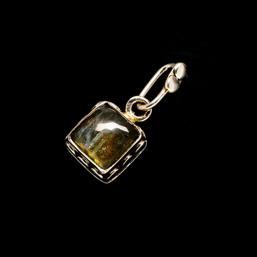 Labradorite Pendants handcrafted by Anasilvercos - PD735549