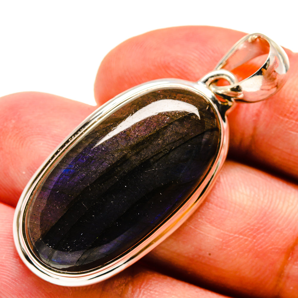 Labradorite Pendants handcrafted by Anasilvercos - PD736569