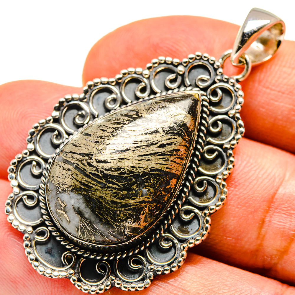 Feder Pyrite Pendants handcrafted by Anasilvercos - PD737367
