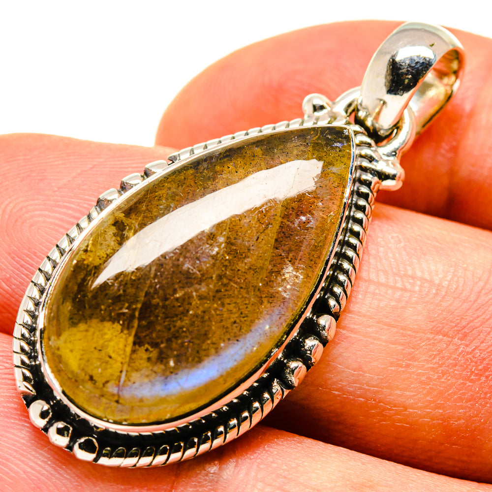 Labradorite Pendants handcrafted by Anasilvercos - PD737742