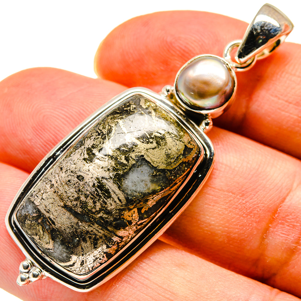 Feder Pyrite Pendants handcrafted by Anasilvercos - PD737791