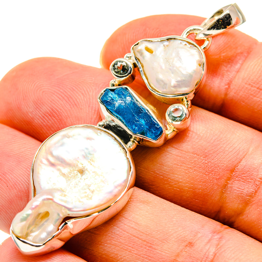 Mother Of Pearl Pendants handcrafted by Anasilvercos - PD737811