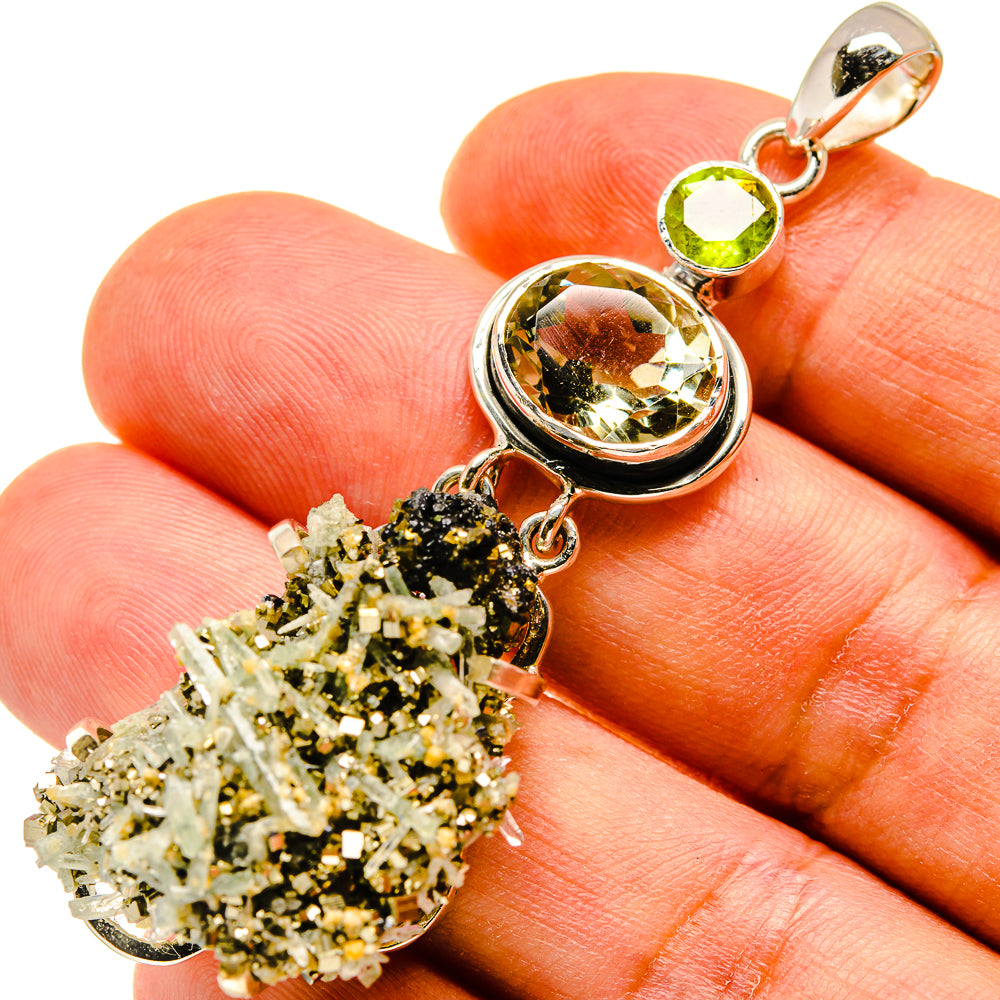 Bismuth Crystal Pendants handcrafted by Anasilvercos - PD737850