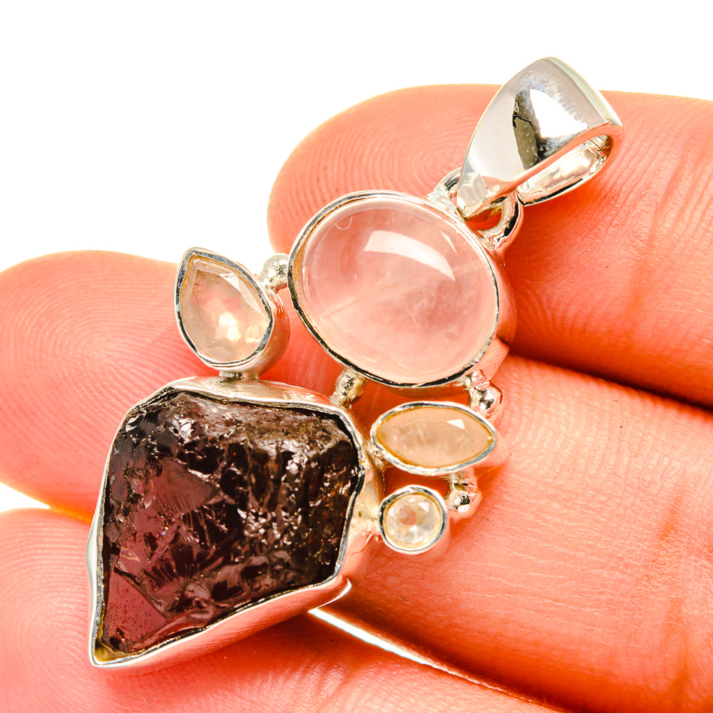 Garnet Pendants handcrafted by Anasilvercos - PD7380