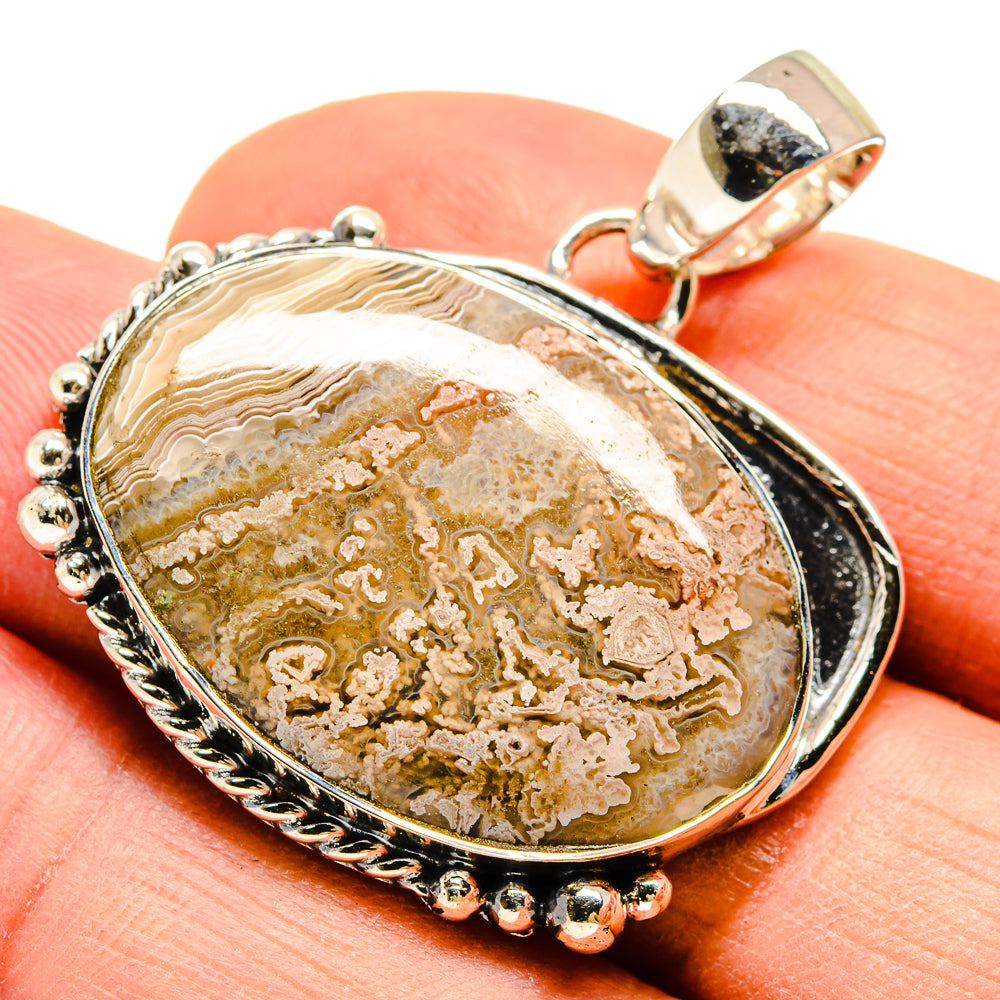 Laguna Lace Agate Pendants handcrafted by Anasilvercos - PD738846