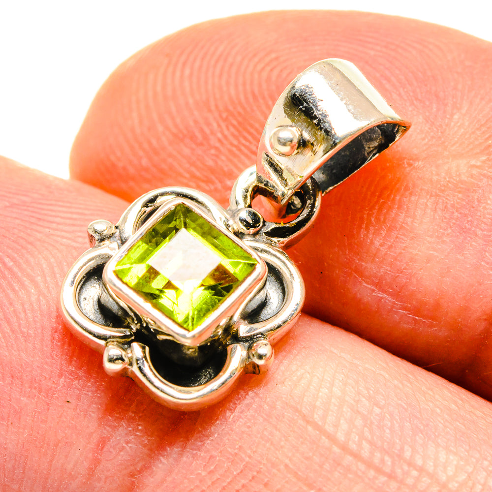 Peridot Pendants handcrafted by Anasilvercos - PD738880
