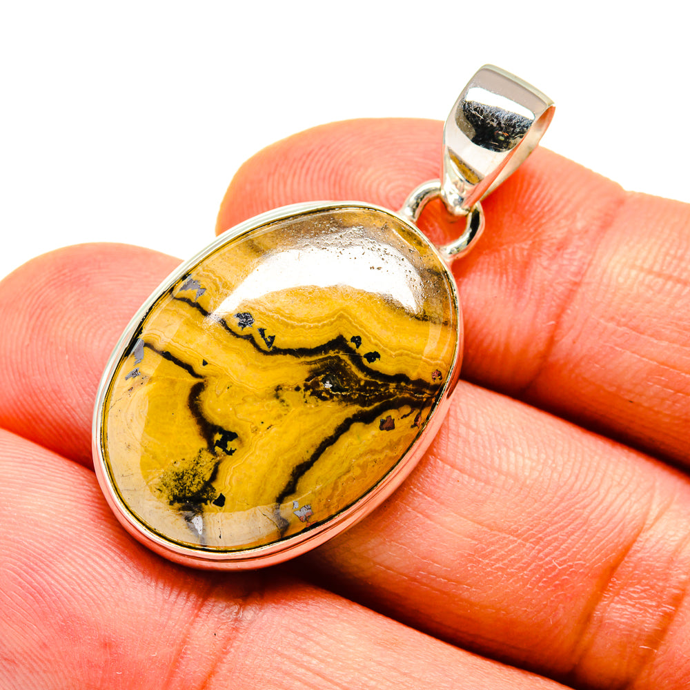 Schalenblende Pendants handcrafted by Anasilvercos - PD739400
