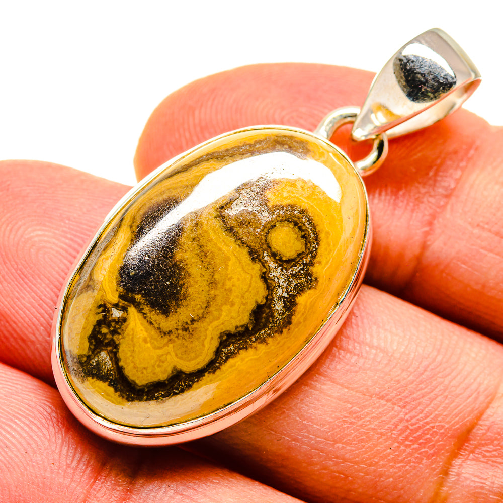Schalenblende Pendants handcrafted by Anasilvercos - PD739512