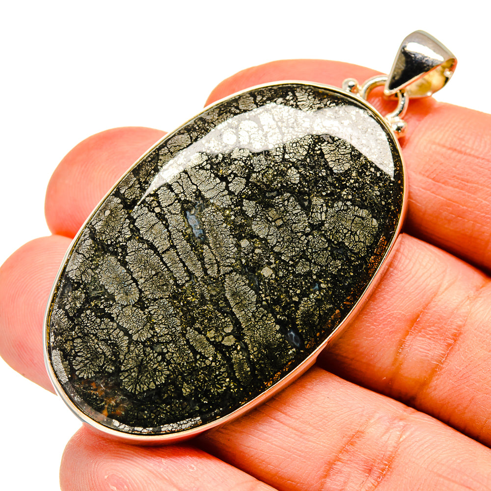 Feder Pyrite Pendants handcrafted by Anasilvercos - PD740340