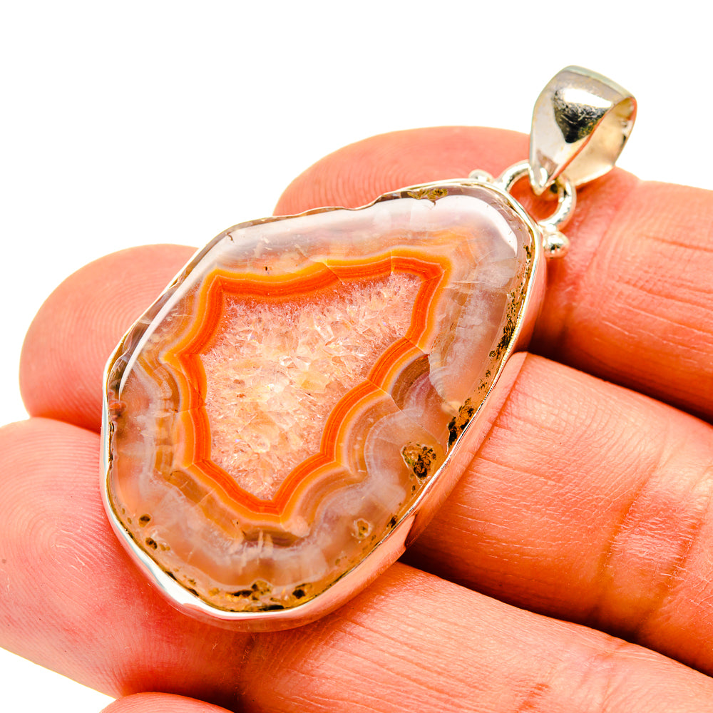 Agate Slice Pendants handcrafted by Anasilvercos - PD742162