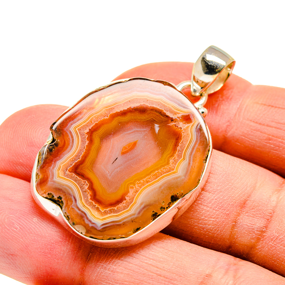Agate Slice Pendants handcrafted by Anasilvercos - PD742206