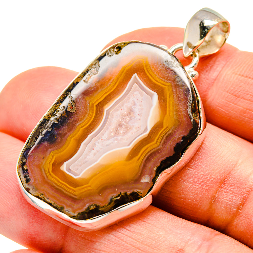 Agate Slice Pendants handcrafted by Anasilvercos - PD742617