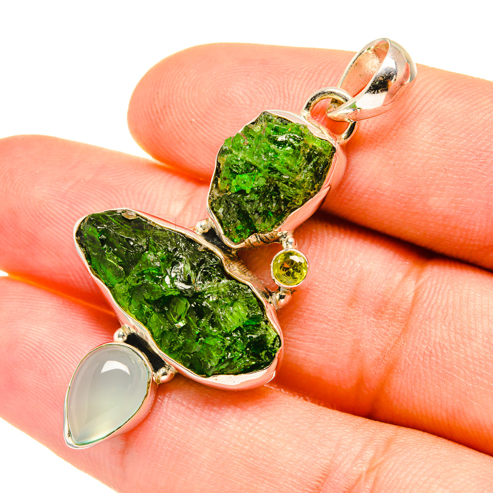 Chrome Diopside Pendants handcrafted by Anasilvercos - PD7432
