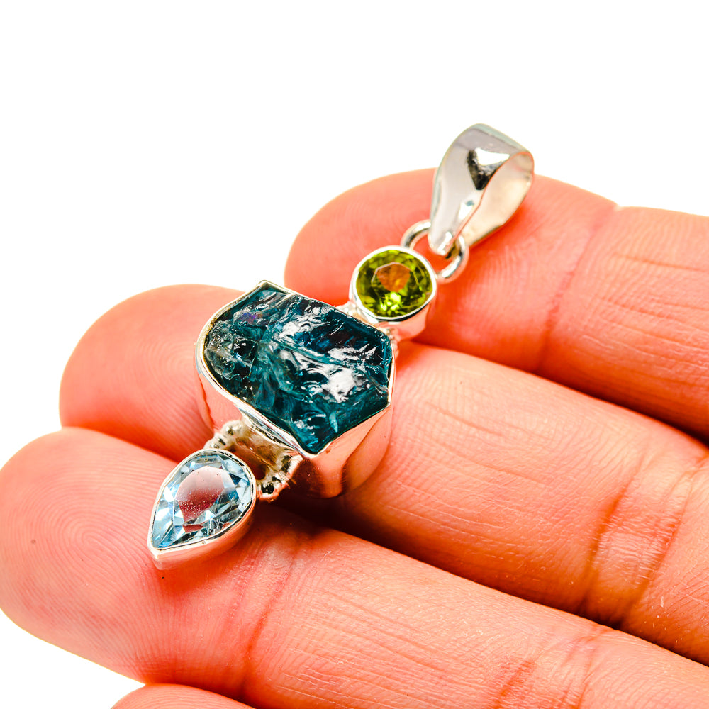 Apatite Pendants handcrafted by Anasilvercos - PD744601