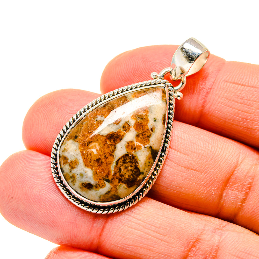Muscovite Pendants handcrafted by Anasilvercos - PD745068