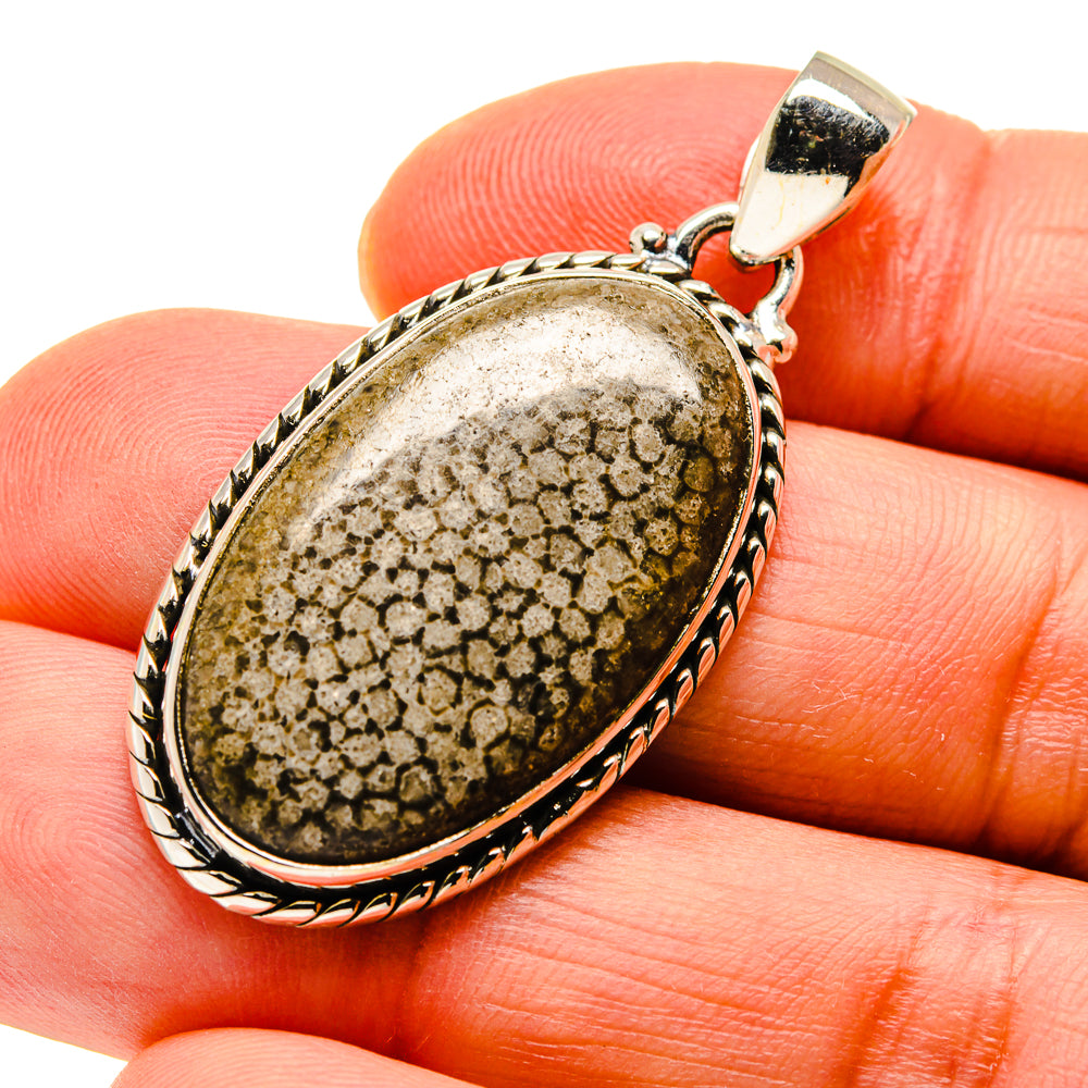 Stingray Coral Pendants handcrafted by Anasilvercos - PD745650