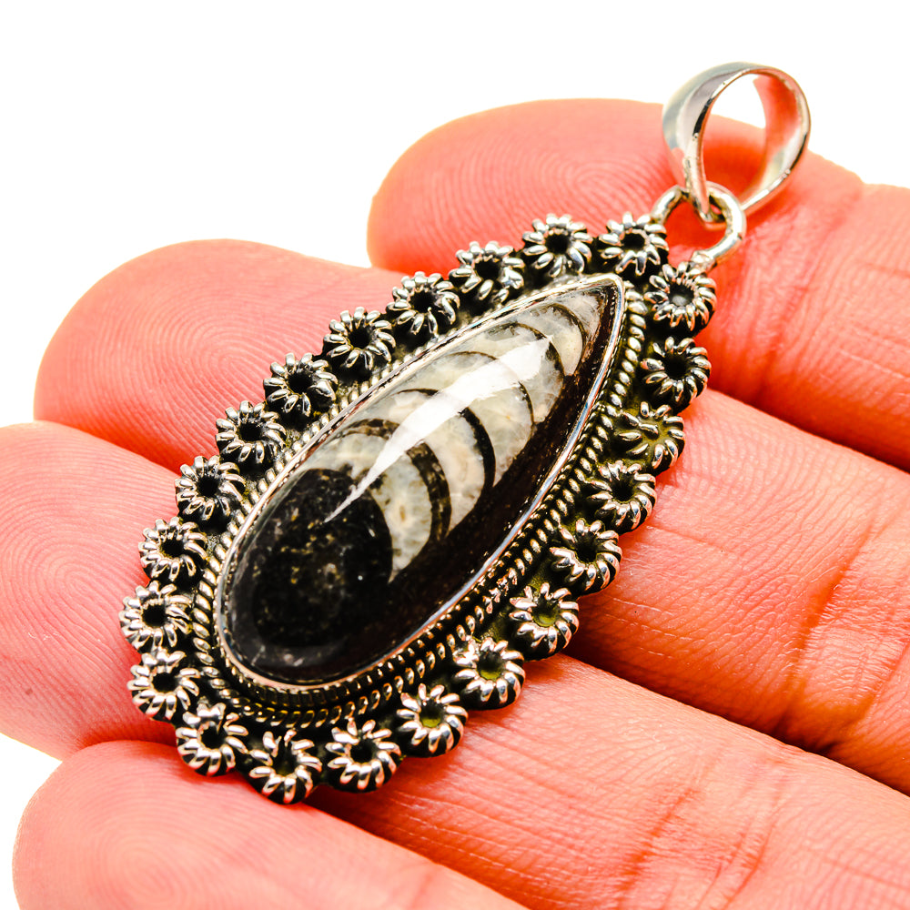 Orthoceras Fossil Pendants handcrafted by Anasilvercos - PD746574
