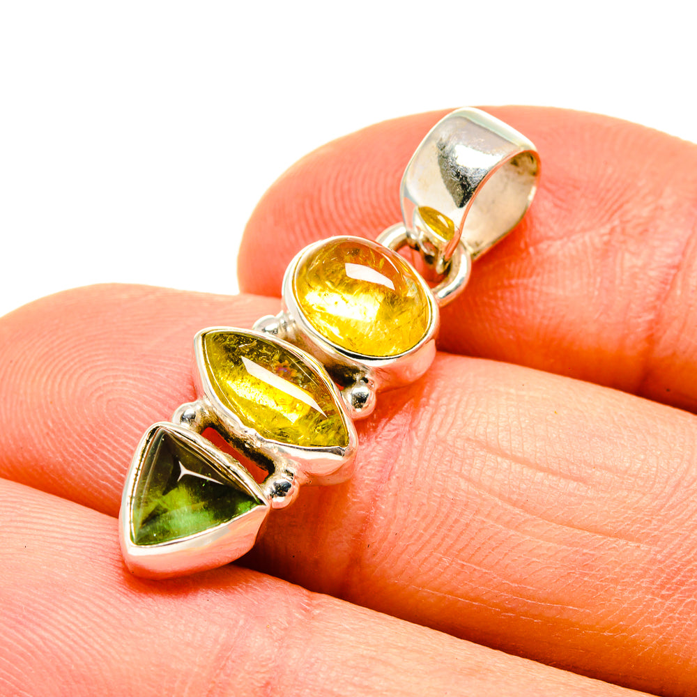 Olive Quartz Pendants handcrafted by Anasilvercos - PD746727