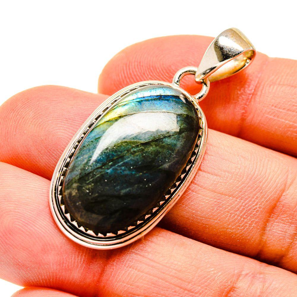 Labradorite Pendants handcrafted by Anasilvercos - PD747120