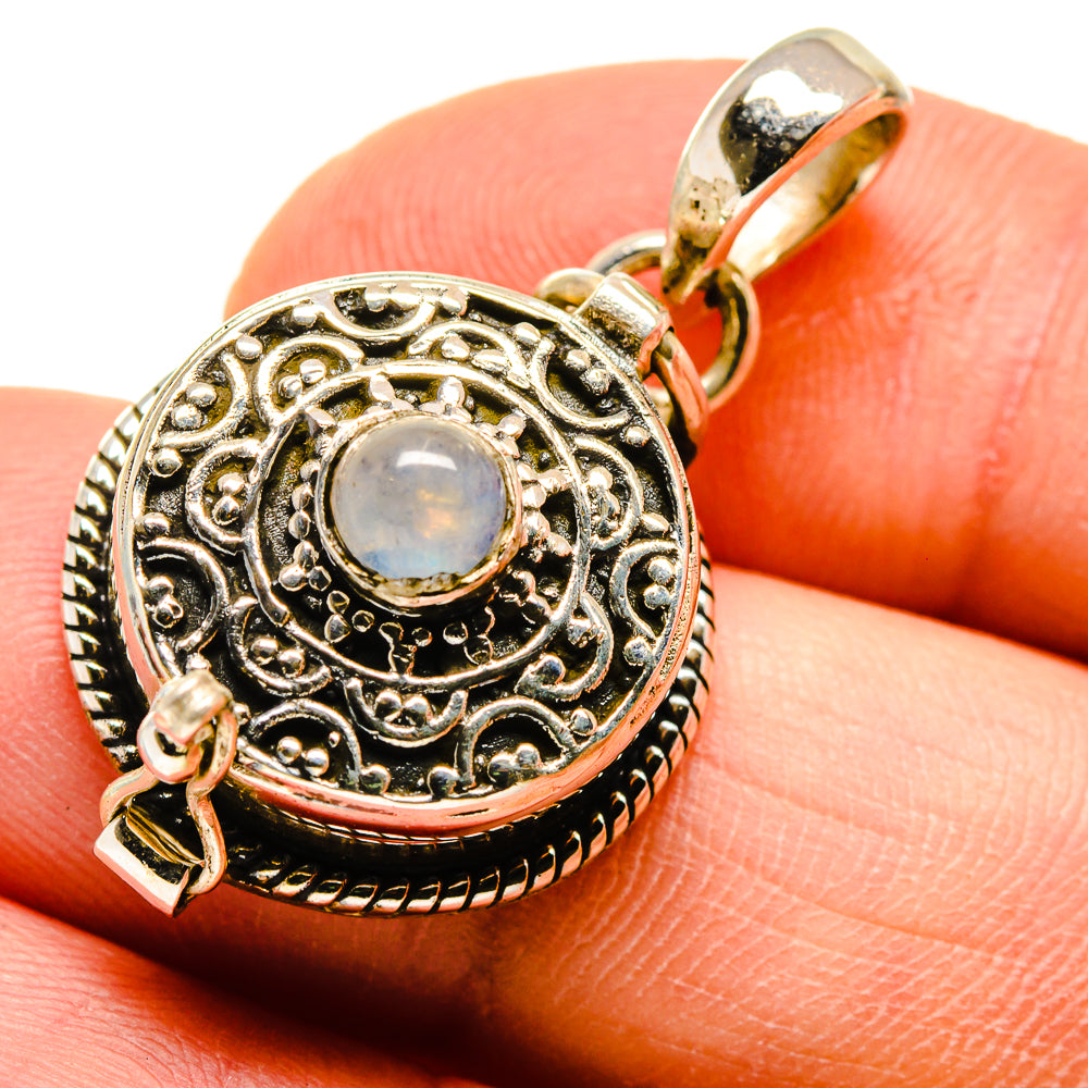 Rainbow Moonstone Pendants handcrafted by Anasilvercos - PD747153