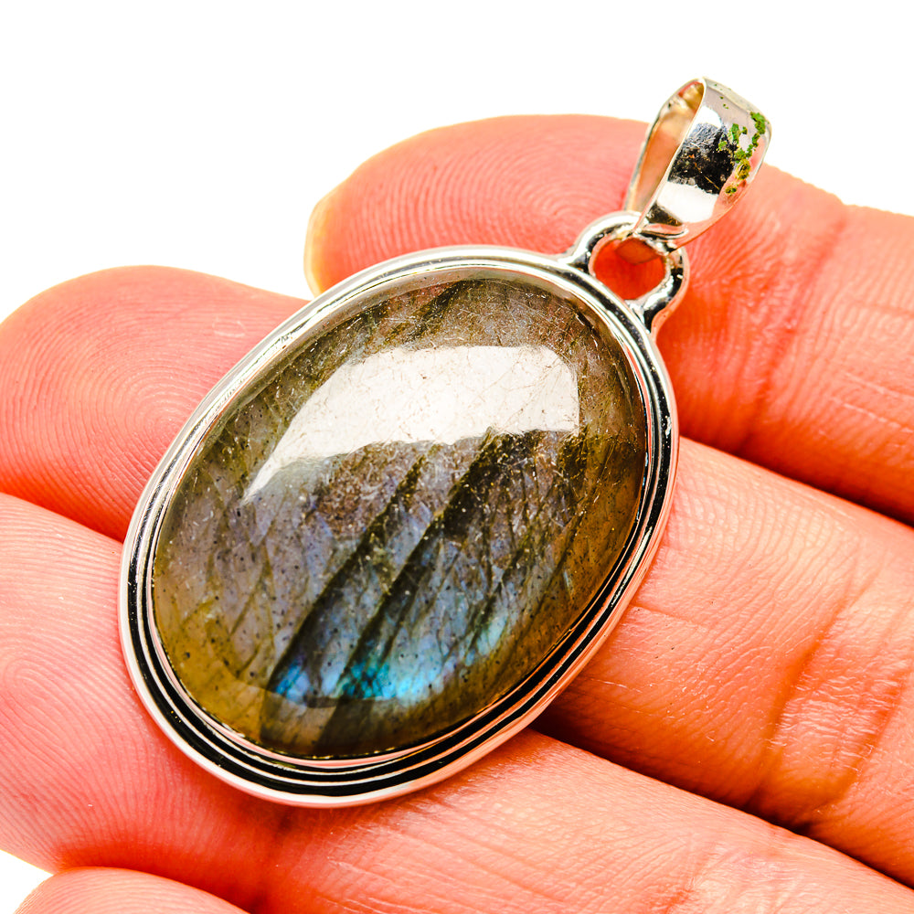 Labradorite Pendants handcrafted by Anasilvercos - PD747259