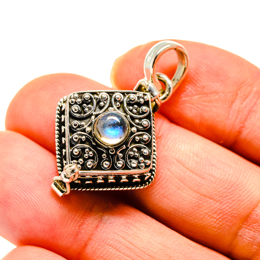 Rainbow Moonstone Pendants handcrafted by Anasilvercos - PD747402