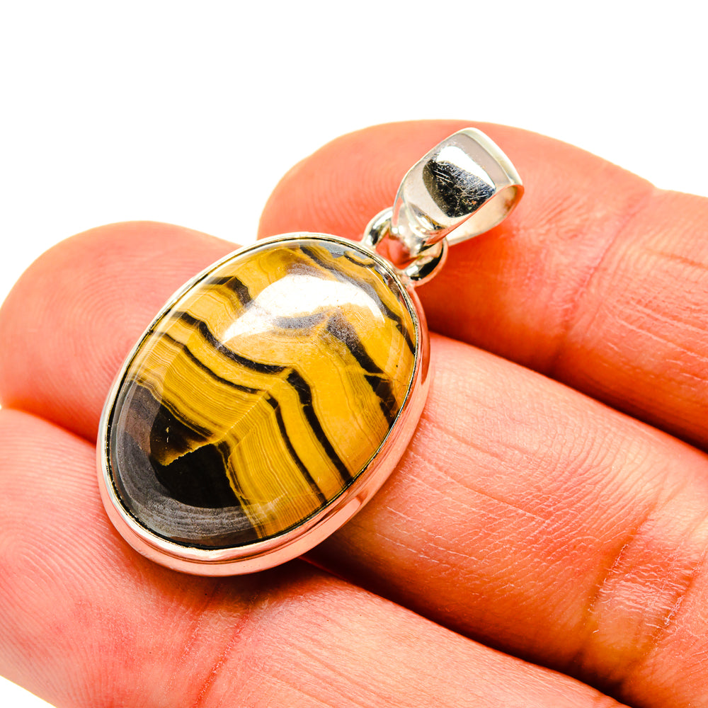 Schalenblende Pendants handcrafted by Anasilvercos - PD748307