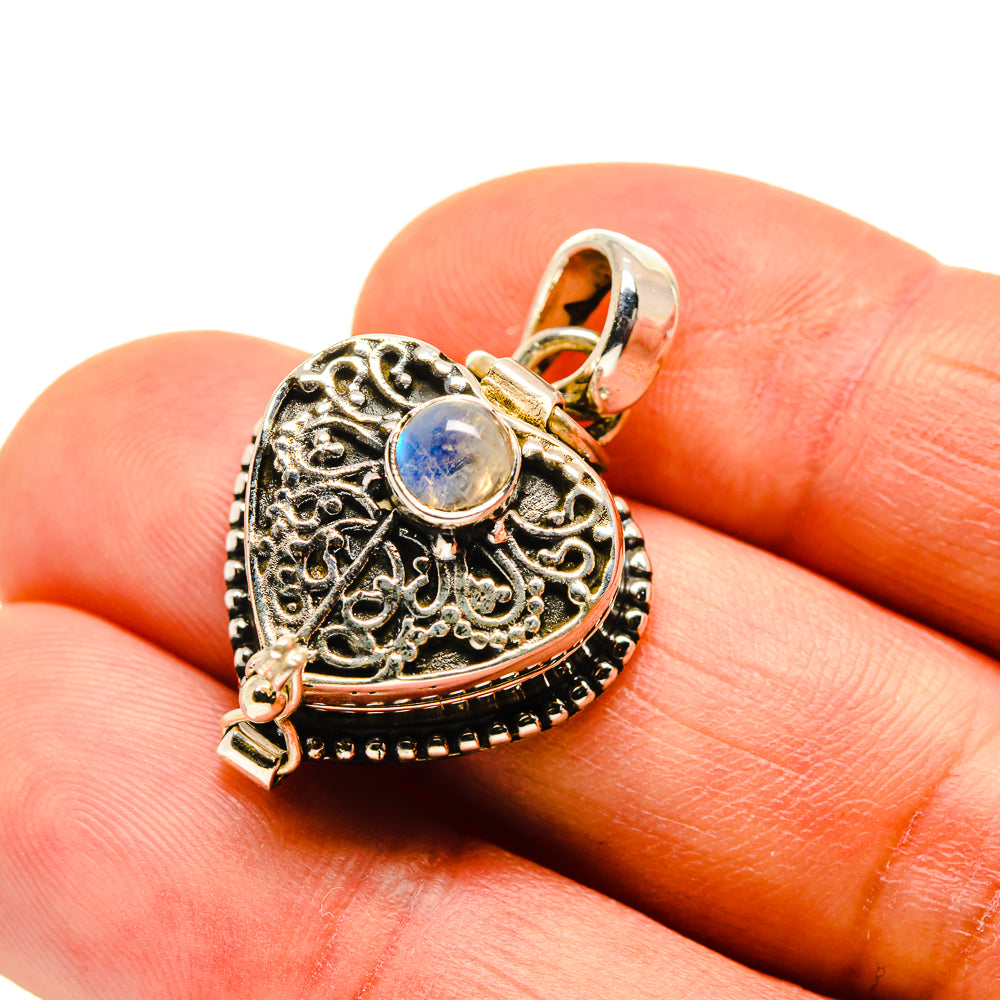 Rainbow Moonstone Pendants handcrafted by Anasilvercos - PD748314