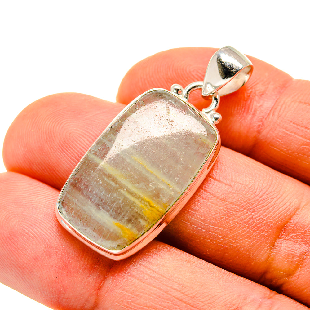 Green Fluorite Pendants handcrafted by Anasilvercos - PD748331