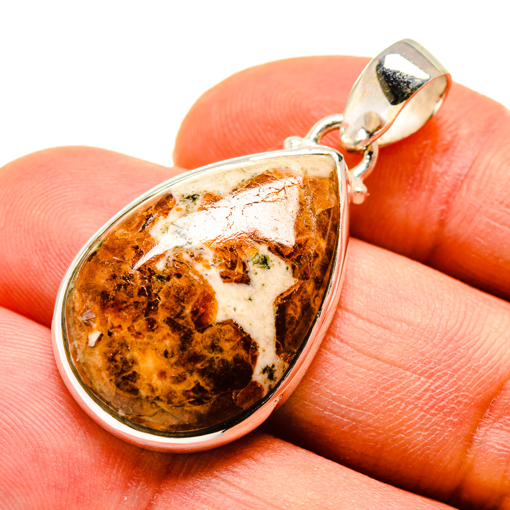 Muscovite Pendants handcrafted by Anasilvercos - PD748366