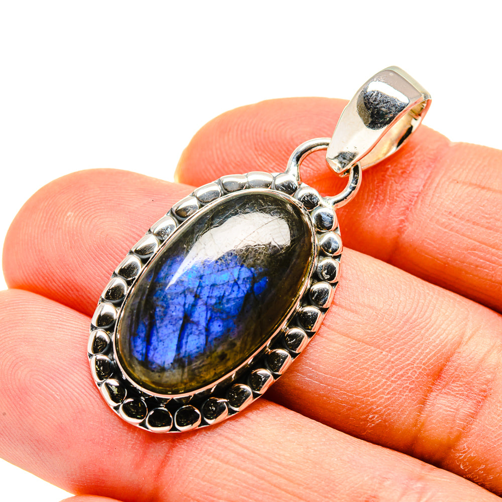 Labradorite Pendants handcrafted by Anasilvercos - PD748483