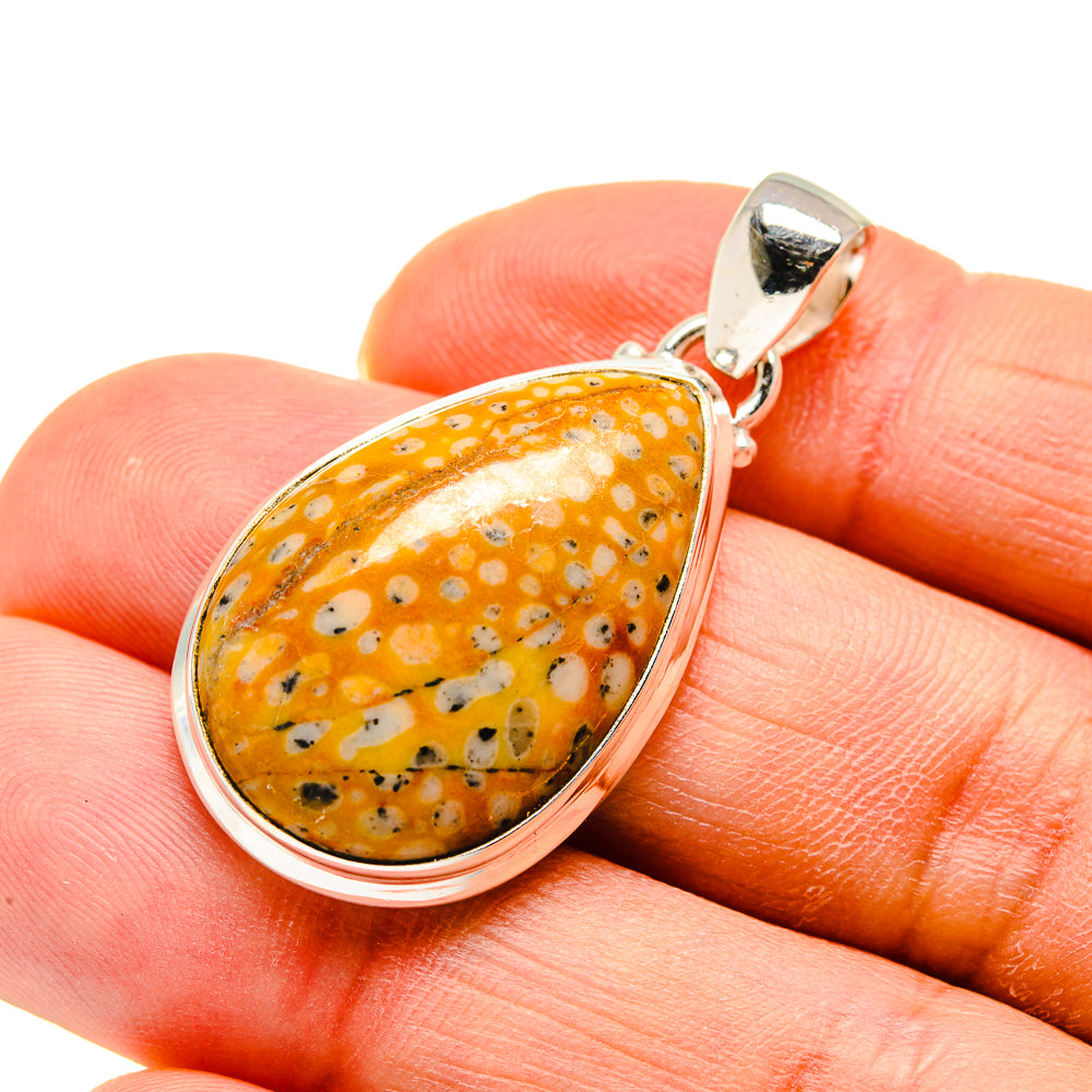 Mookaite Pendants handcrafted by Anasilvercos - PD748510