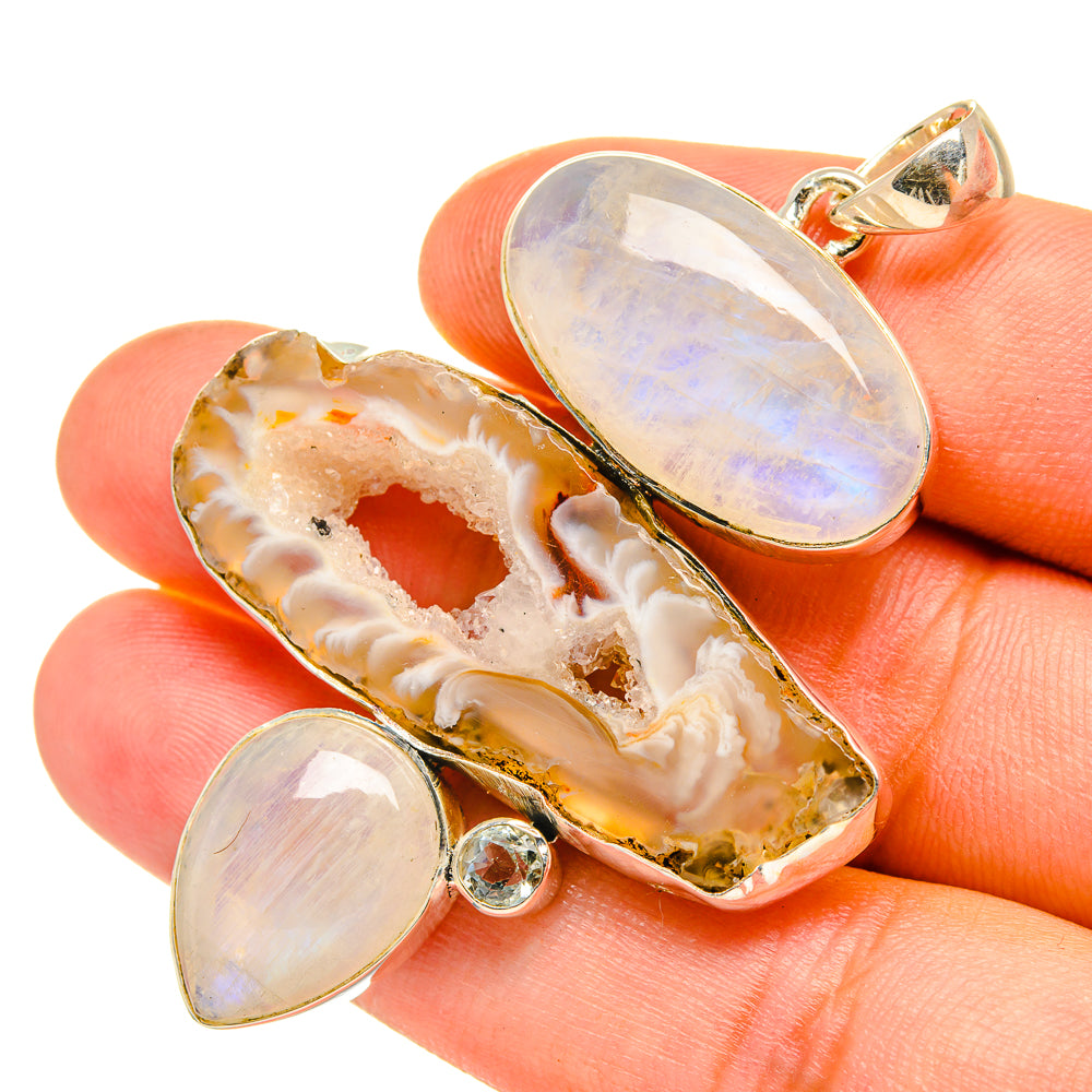 Coconut Geode Slice Pendants handcrafted by Anasilvercos - PD7489
