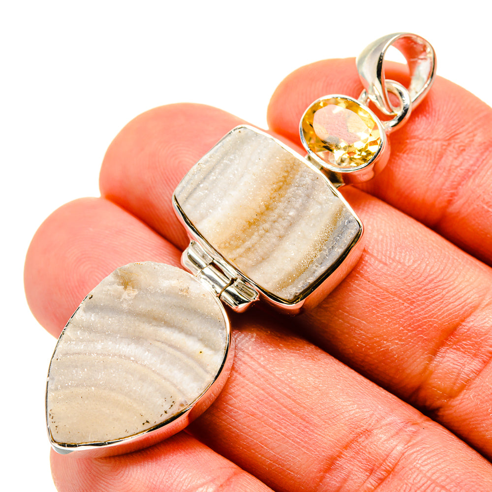 Desert Druzy Pendants handcrafted by Anasilvercos - PD749201