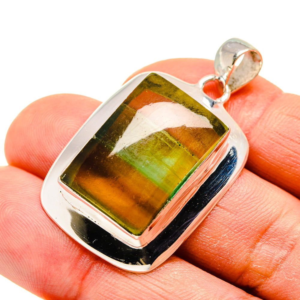Green Fluorite Pendants handcrafted by Anasilvercos - PD749259